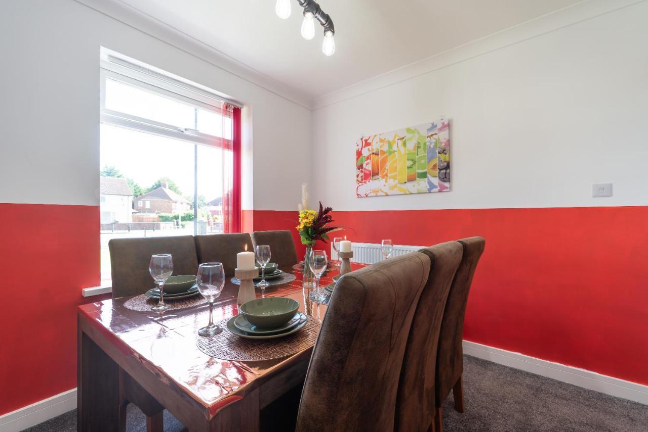 Aseda 4 Bedroom Private Parking, Game Zone -Pool Table, Garden Home Kingston upon Hull Exterior photo