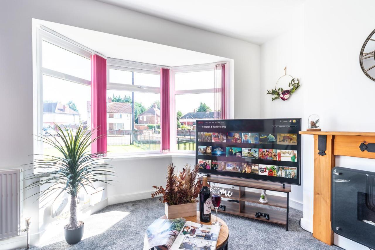 Aseda 4 Bedroom Private Parking, Game Zone -Pool Table, Garden Home Kingston upon Hull Exterior photo